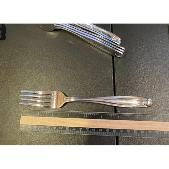 Oneida Alexandria Dinner Forks Set of 5 Replacements 18/0 - Picture 4 of 4